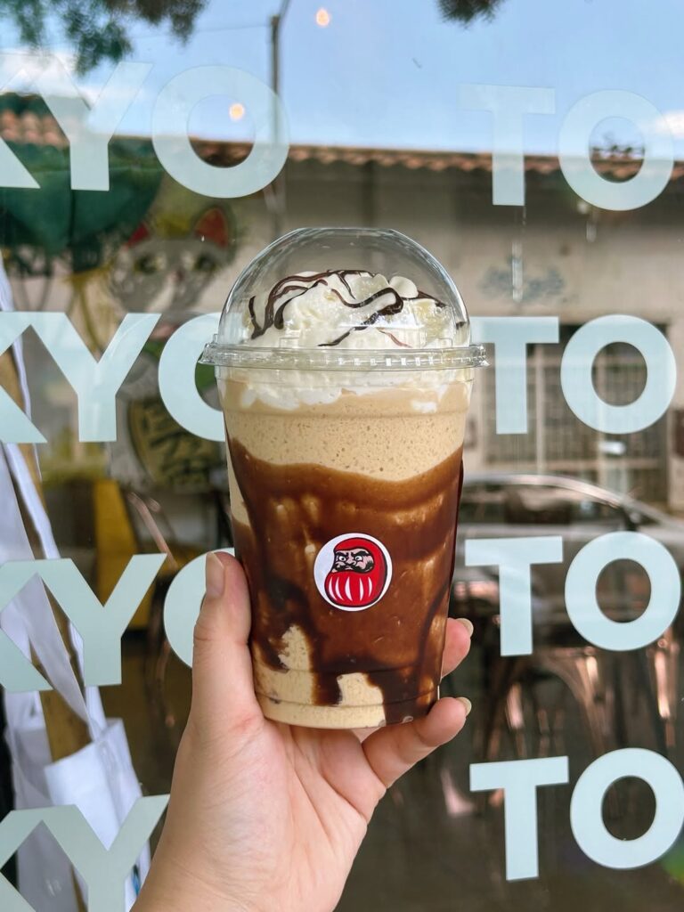 🫶🏻 Un break refrescante con mucho sabor ✨..Frappuccino ..Av. 2 número 11-81 edificio San Rafae